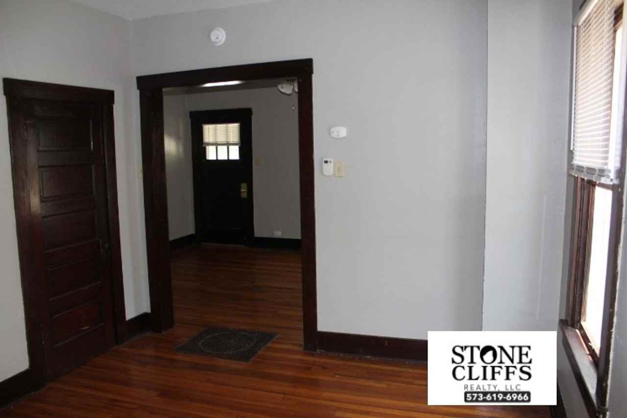 1607 W Main St - Photo 7 of 28