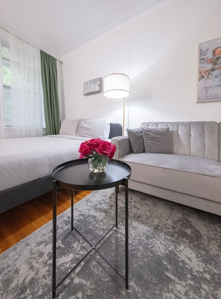 328 East 74th Street - Photo 2 of 19
