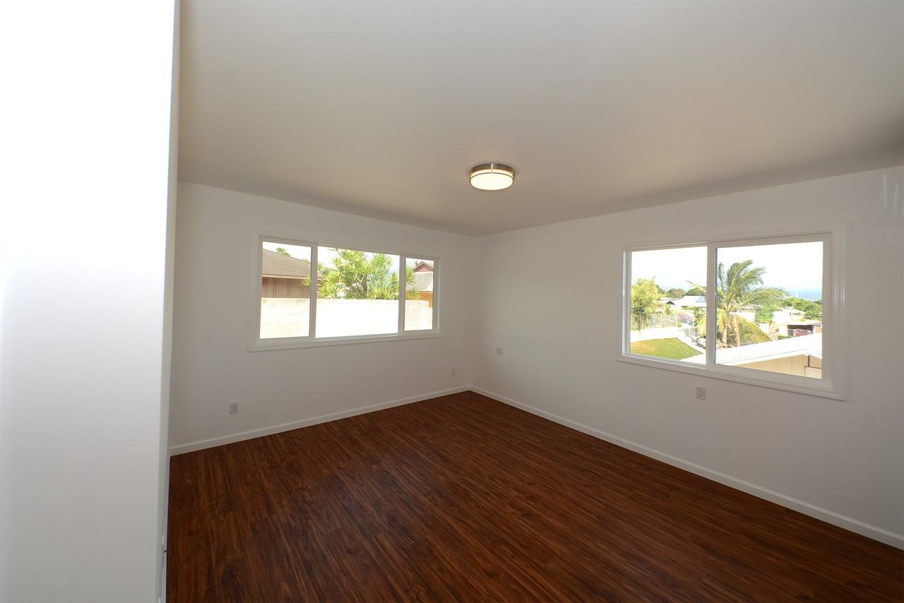 1182 Palekaiko St - Photo 6 of 10