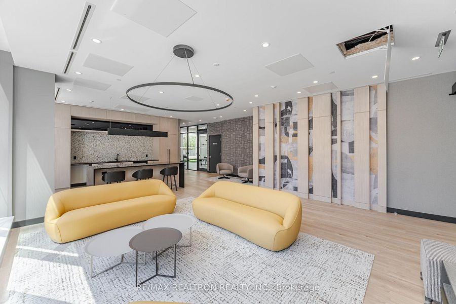 664 Spadina Avenue - Photo 21