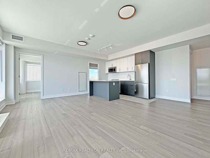 664 Spadina Avenue - Photo 4