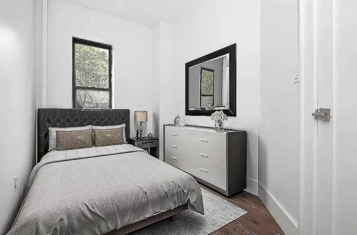 207 Madison St #13 - Photo 3 of 5