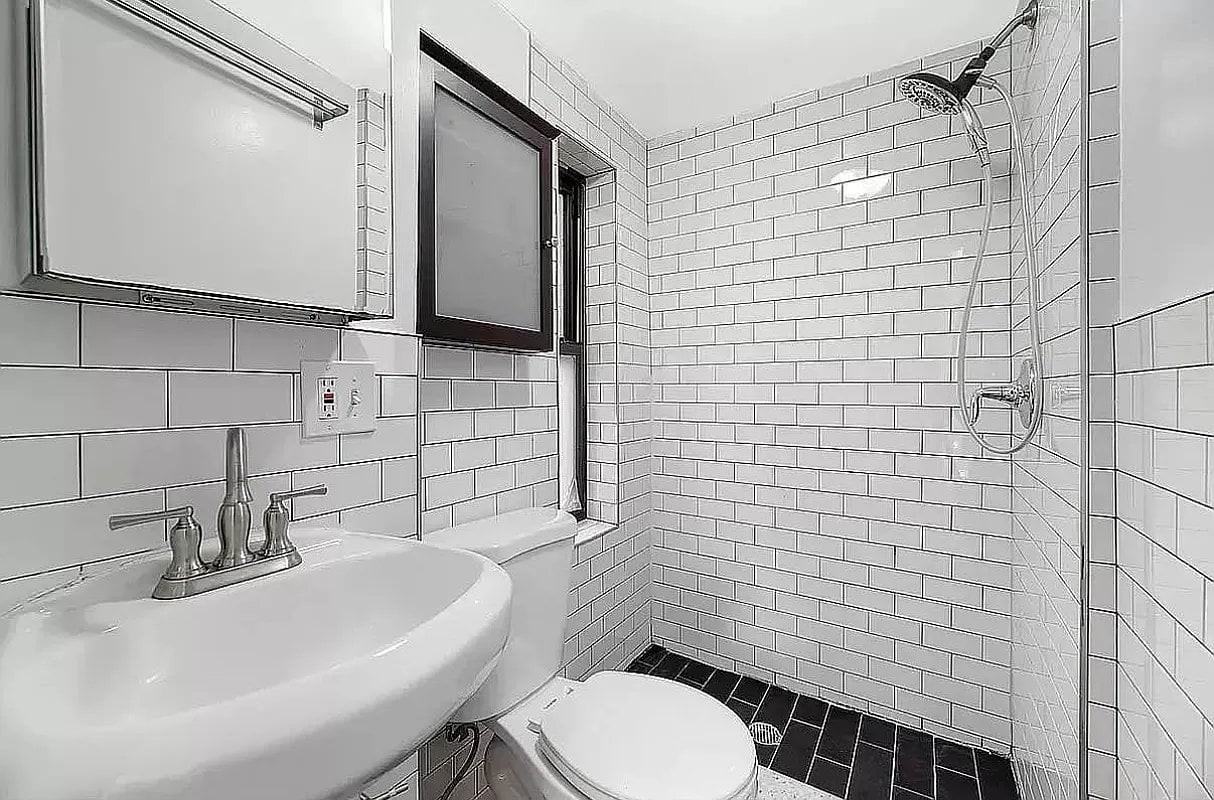 207 Madison St #13 - Photo 5 of 5