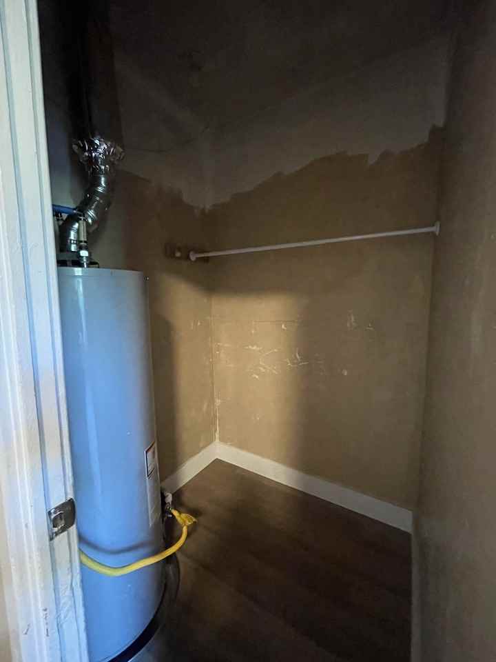 2742 Adams Ave - Photo 6 of 18