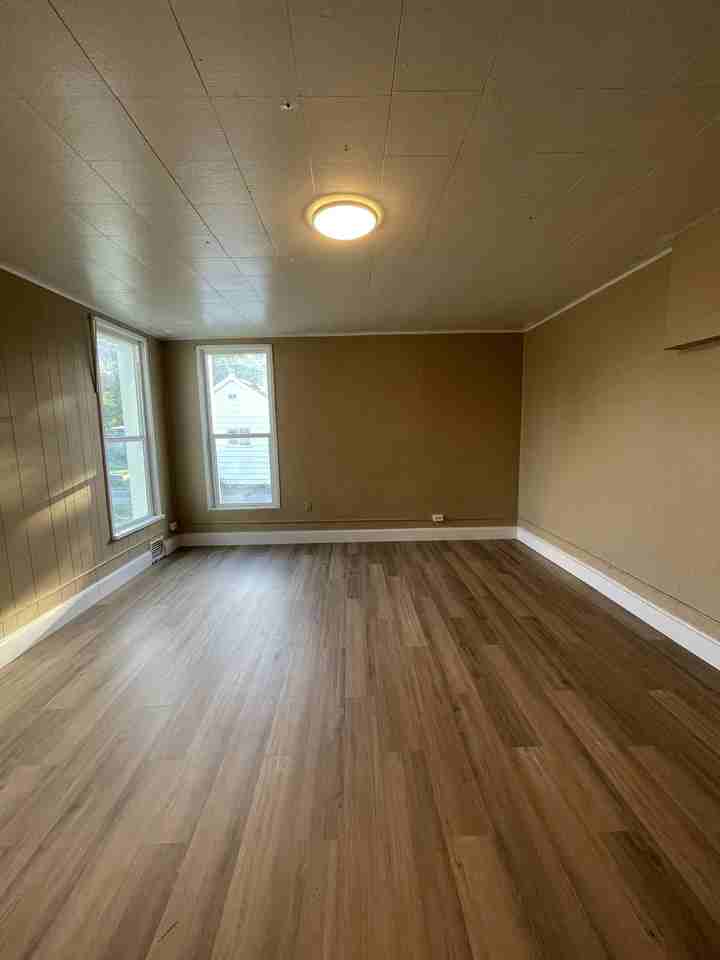 2742 Adams Ave - Photo 7 of 18