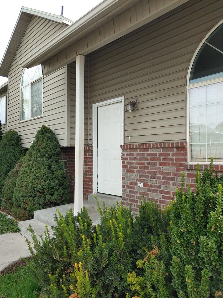 1105 S 770 W #1 - Photo 2 of 21