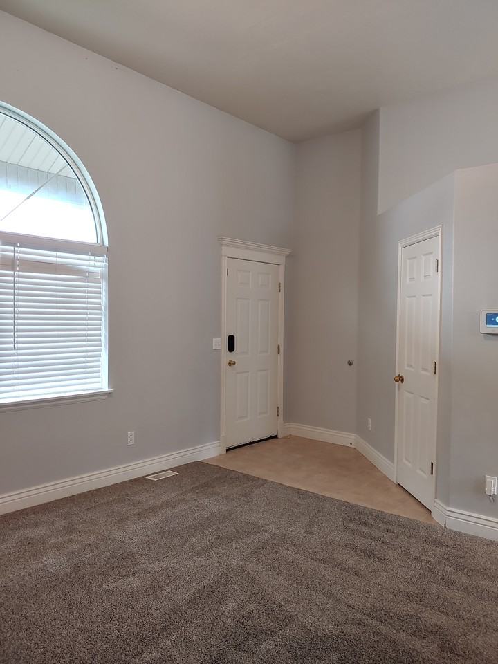 1105 S 770 W #1 - Photo 4 of 21