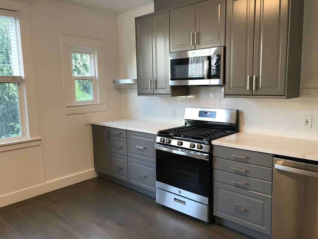 1224 7th Ave #4