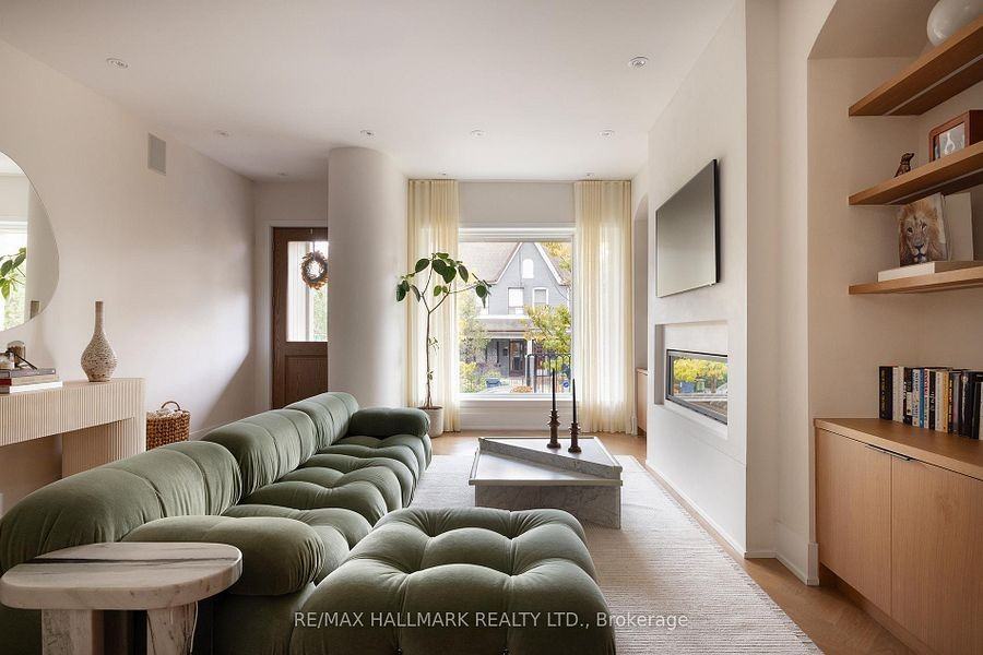 18 Foxley Street - Photo 7 of 43