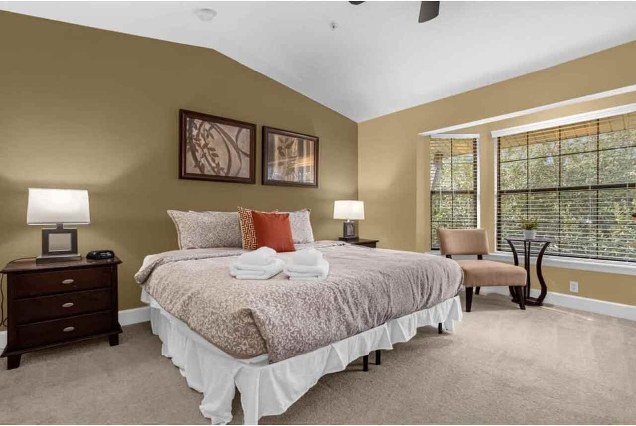 8228 Cloisters Crescent Ave #1570177P - Photo 5 of 50