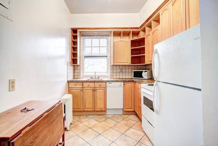 3651 Rue Durocher - Photo 5 of 13
