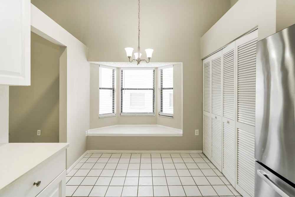 8046 Hathaway Dr - Photo 6 of 16