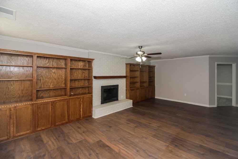 7308 Alexander Rd - Photo 4 of 17