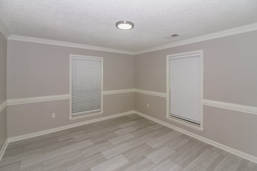 7308 Alexander Rd - Photo 5 of 17