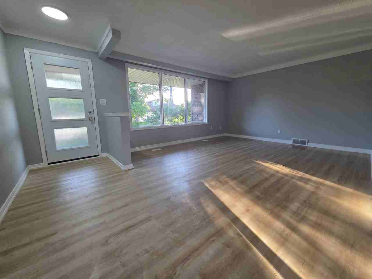 5 Morwood Avenue - Photo 2 of 28