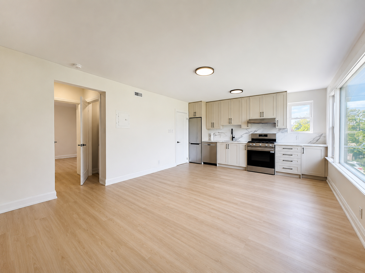 468 Lauder Avenue #2 - Photo 2 of 6