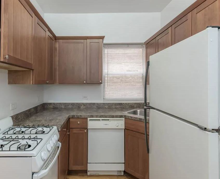 W Lawrence Ave & Ashland Ave - Photo 2 of 14