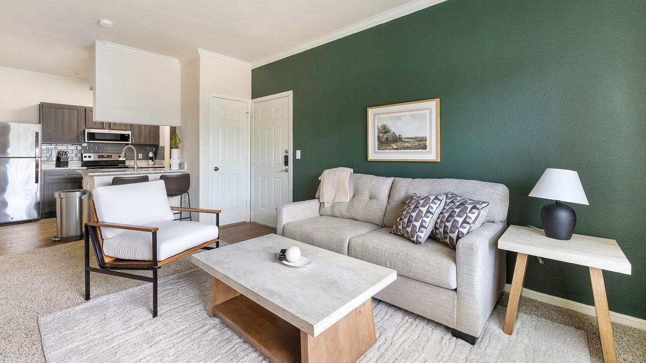3250 Hudson Crossing - Photo 2 of 31