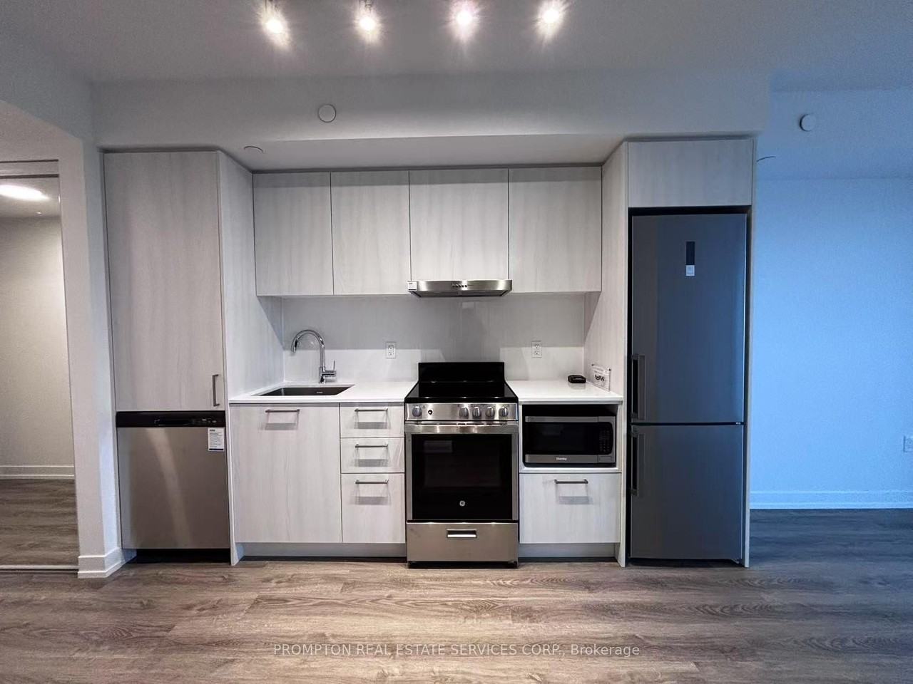 195 Commerce Street #3517 - Photo 4 of 10