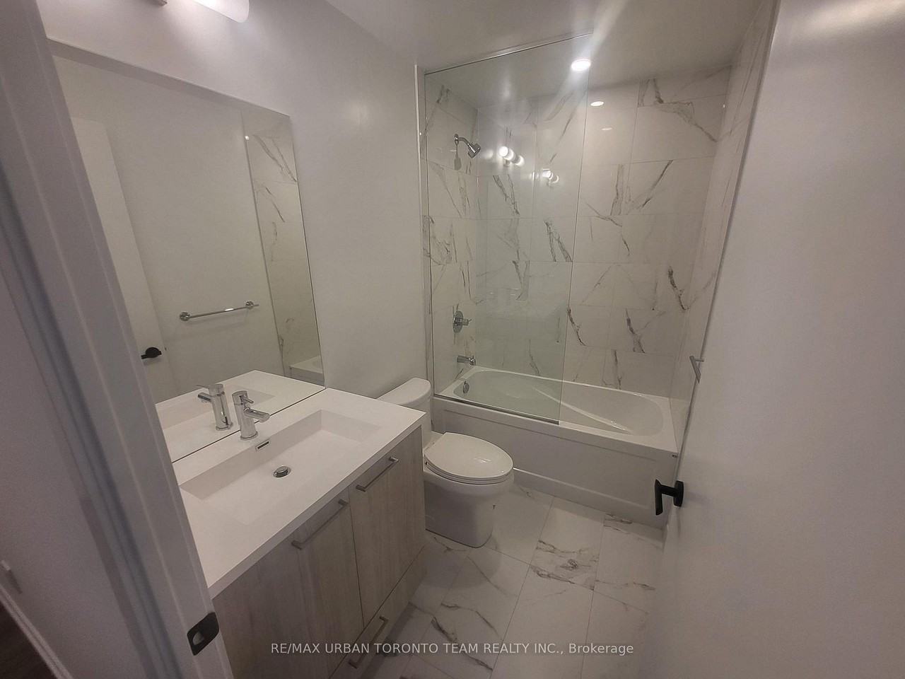 225 Commerce Street #6308 - Photo 3 of 15