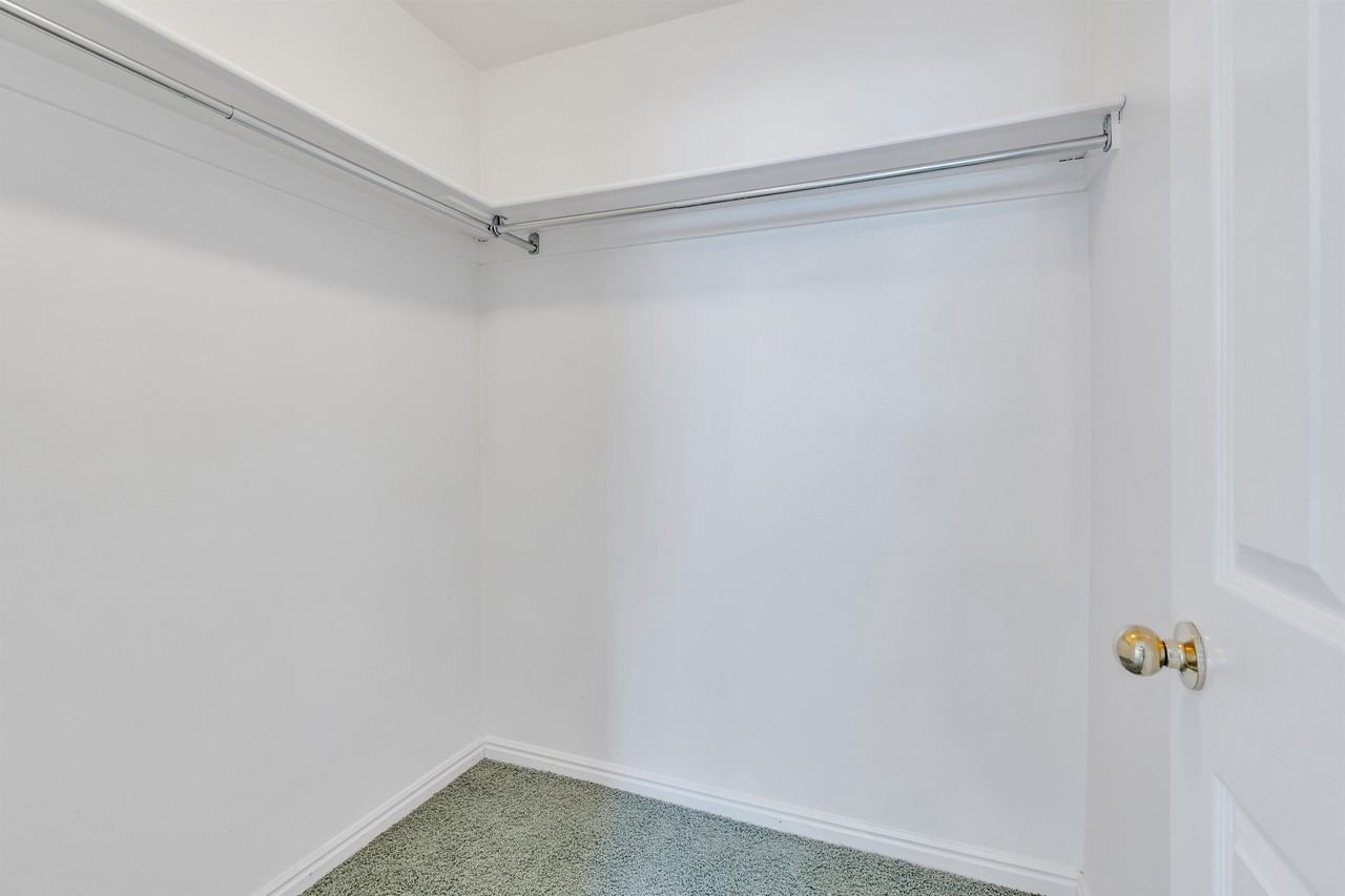 419 Ne #103 - Photo 2 of 14