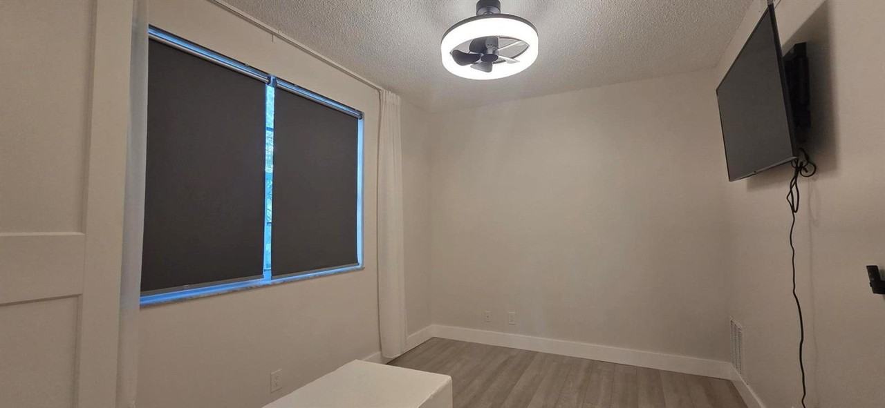 5448 Jubilee Way #217 - Photo 7 of 9