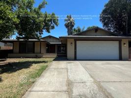 featured image of 14 Yerba Ct