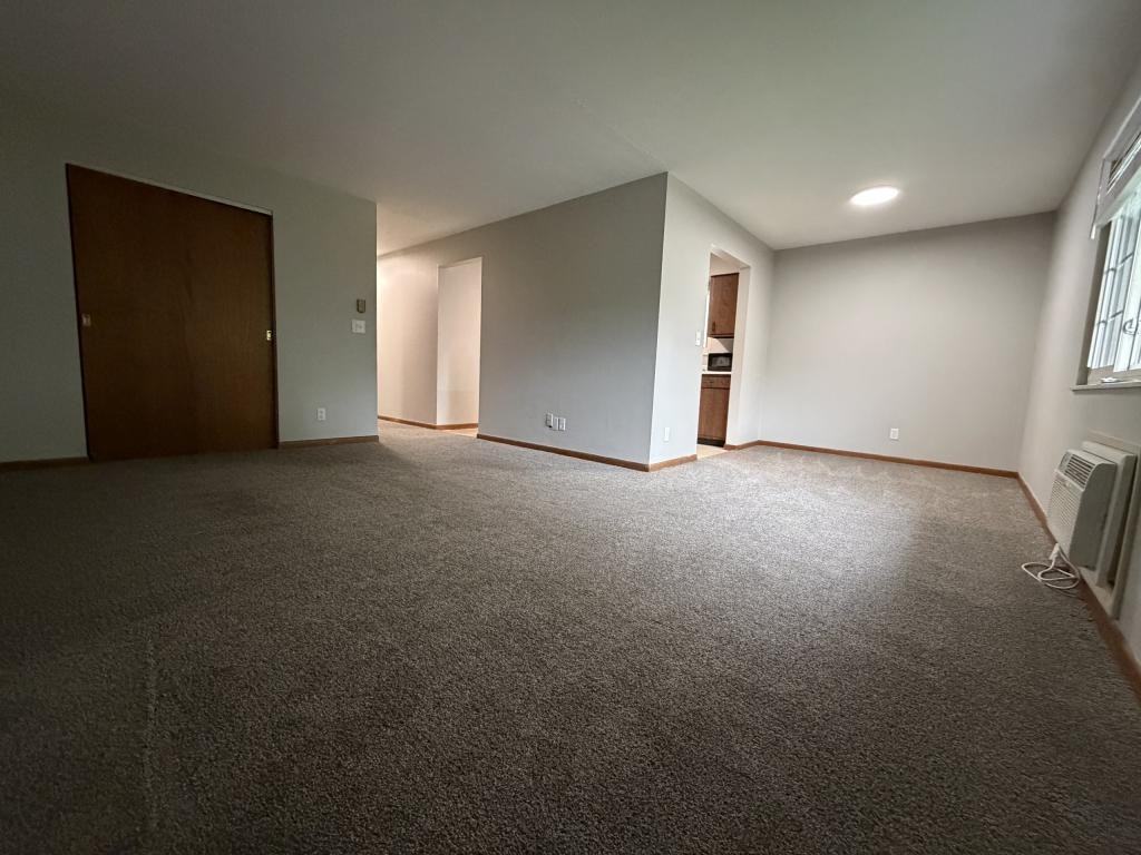 68 Ryder Ct - Photo 4 of 6