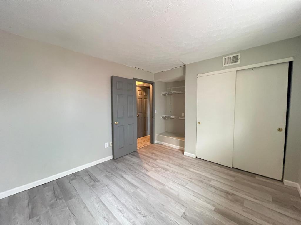 345 E 20th Ave - Photo 2 of 11