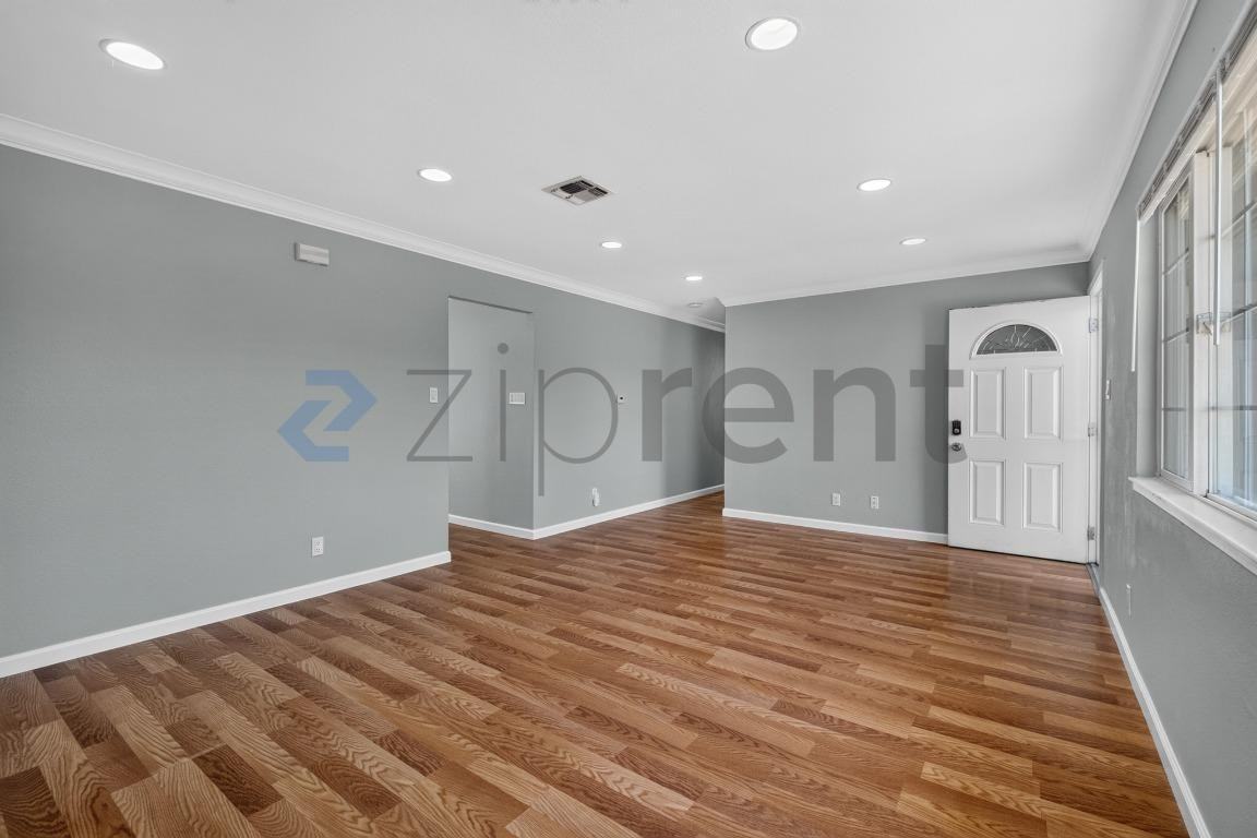 533 Don Carlos Ct - Photo 6 of 33