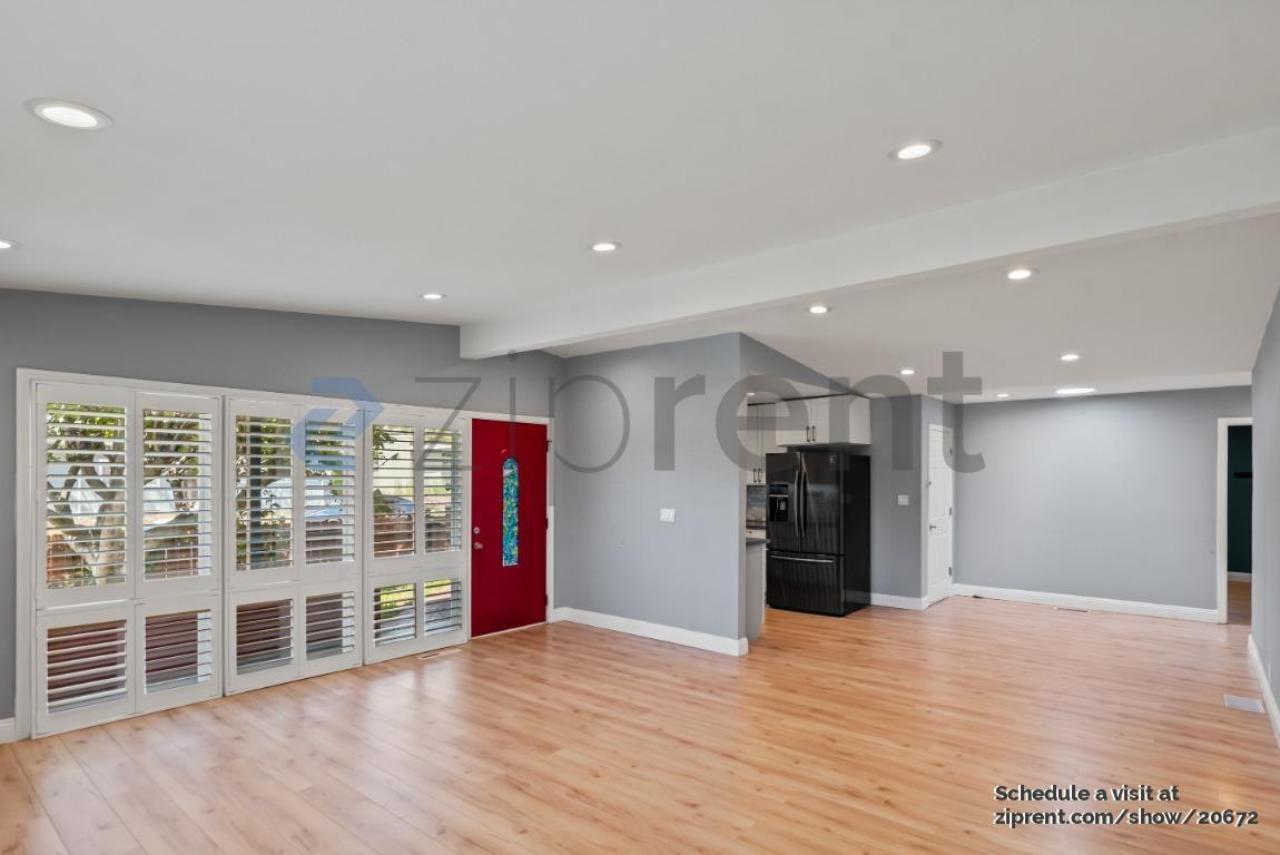 566 Beechmont Ln - Photo 7 of 24