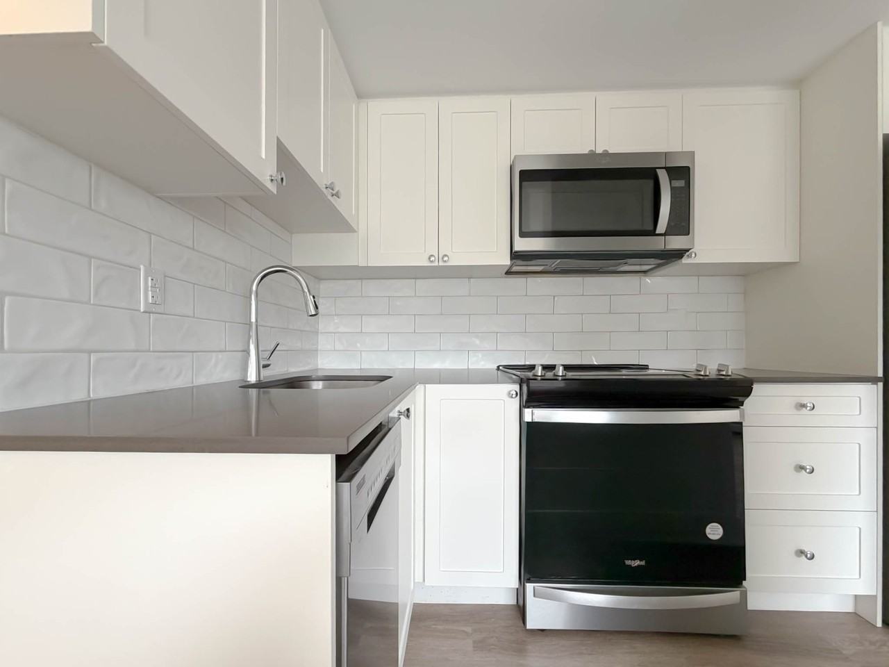 1255 Pendrell Street - Photo 3 of 18
