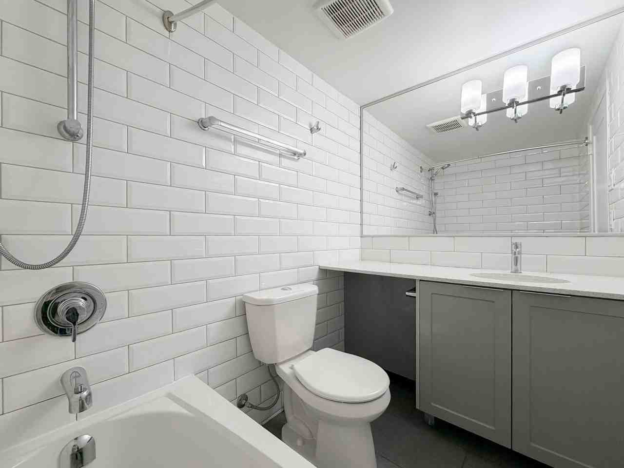 1255 Pendrell Street - Photo 6 of 18