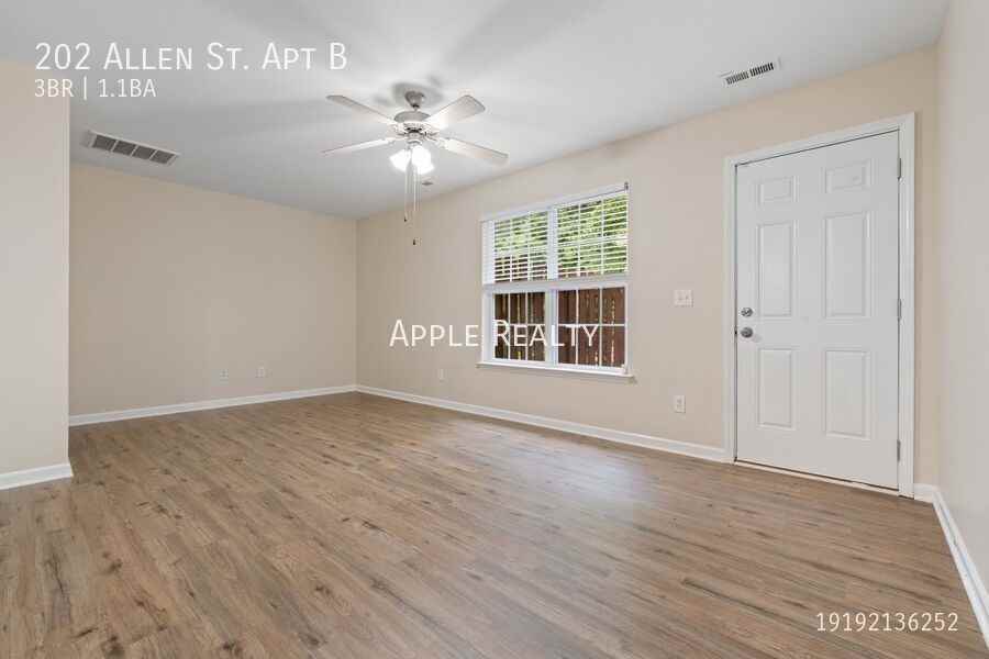202 Allen St Apt B - Photo 2 of 17