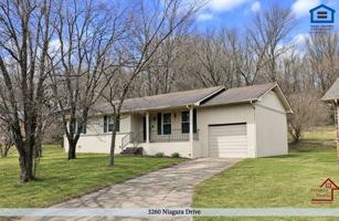 featured image of 3260 Niagara Dr