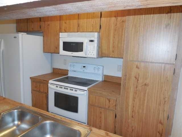 8393 Royal Palm Boulevard #102 - Photo 3 of 7