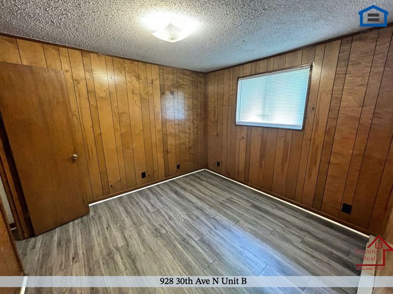 928 30th Ave N #B - Photo 7 of 8