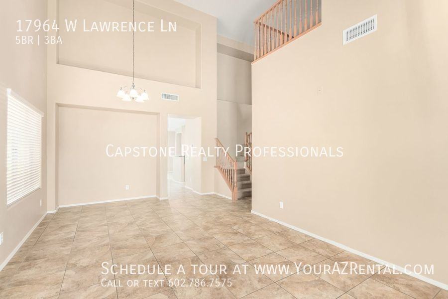 17964 W Lawrence Ln - Photo 4 of 26