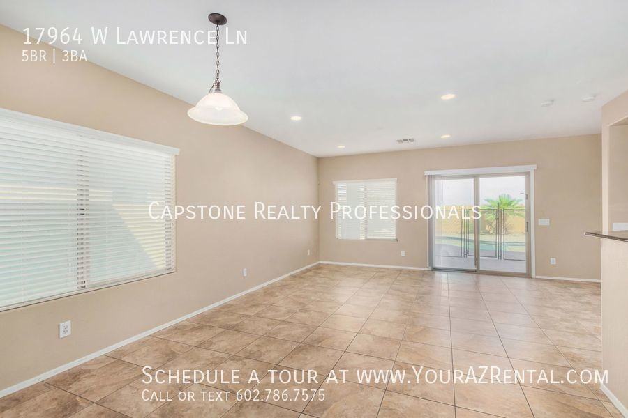 17964 W Lawrence Ln - Photo 6 of 26