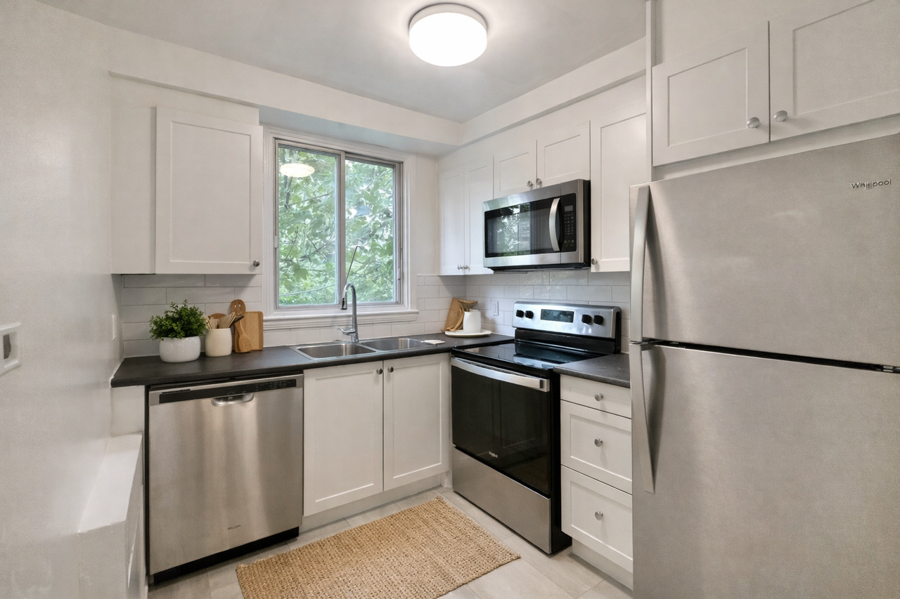 1200 Rue Décarie — photo 3