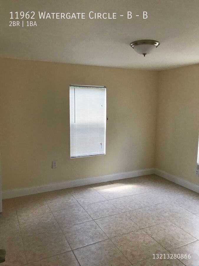 11962 Watergate Cir #B - Photo 2 of 19