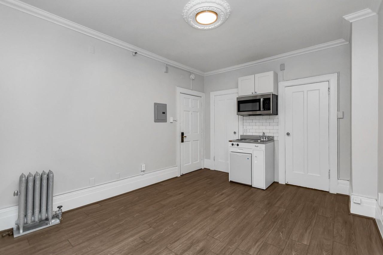 735 Taylor - Photo 4 of 23