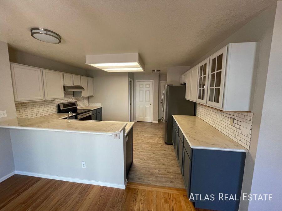 5045 Sweetgrass Ln - Photo 6 of 27