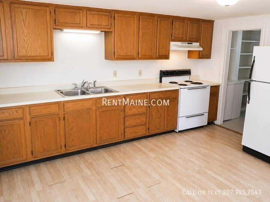 97B Ohio St - Photo 4 of 11