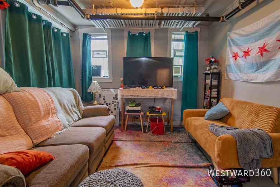 3821 W Wrightwood Ave #G - Photo 6 of 16