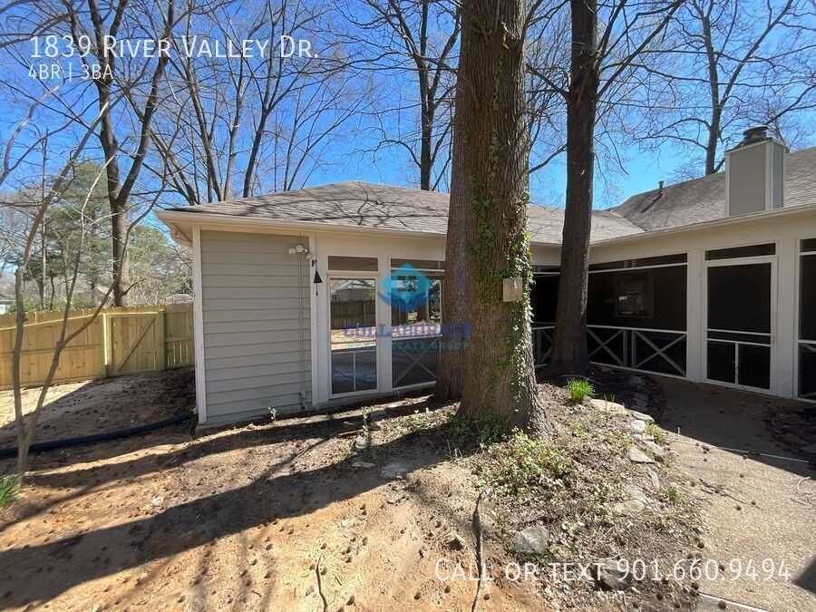 1839 River Valley Dr - Photo 2 of 31