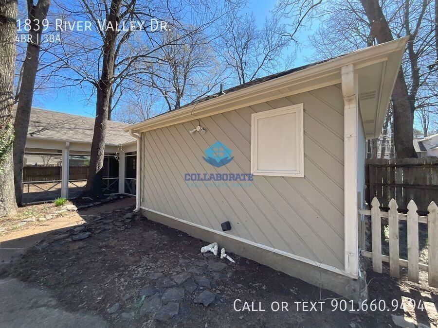 1839 River Valley Dr - Photo 3 of 31