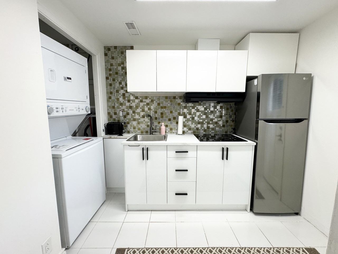 70 Bedford Park Avenue #2 - Photo 2 of 14