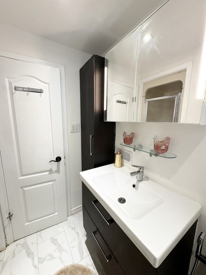 70 Bedford Park Avenue #2 - Photo 7 of 14