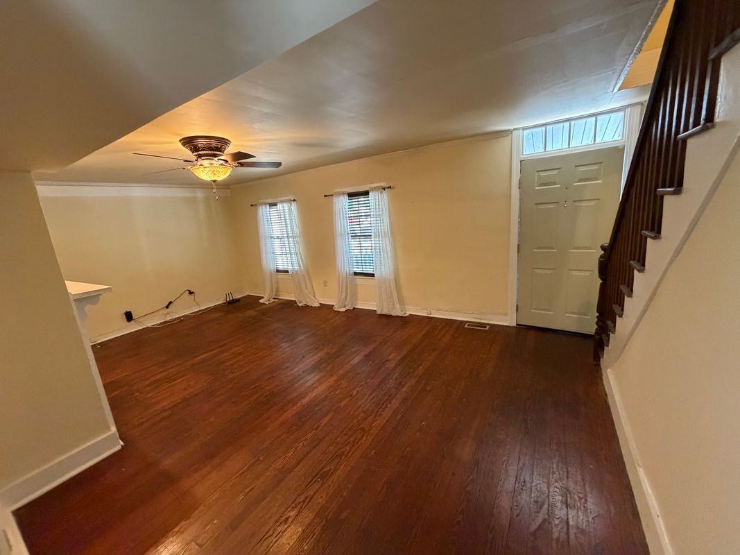 102 Frederick St - Photo 4 of 16